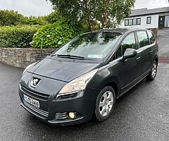 11 Peugeot 7 seater new Nct