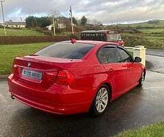 2010 BMW 320D - Image 5/5