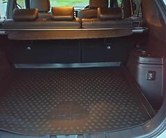 2019 MITSUBISHI OUTLANDER GH4S PLUG-IN HYBRID AUTOMATIC 4X4 SUV - Image 8/10