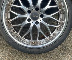 19” 5x114.3 Vertini deep dish alloys