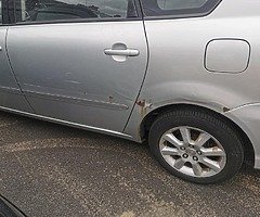 Toyota corolla verso - Image 4/6