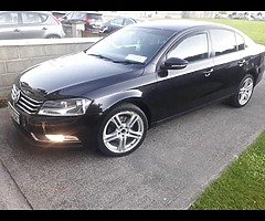 Volkswagen Passat - Image 6/10
