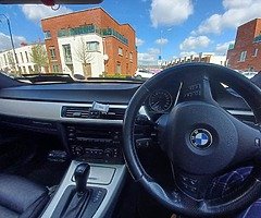 BMW e90 m sport automatic with sunroof and folding mirror