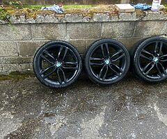 Bmw 18inch genuine alloy wheels with good tyres for sale
