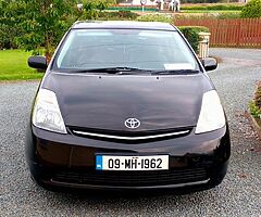 Toyota Prius - Image 4/10