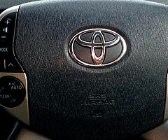 Toyota Prius - Image 8/10