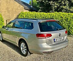 Volkswagen Passat 2016 - Image 8/8