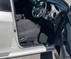 Toyota Yaris 2015 nct 23,7,2023 - Image 4/5