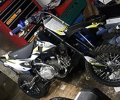 2017 BMW 325 - Image 5/8