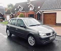 Renault Clio 1.2 petrol - Full 12 months MOT, New timing belt & water pump and 4 new tyres! - Image 3/6