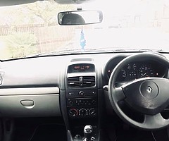 Renault Clio 1.2 petrol - Full 12 months MOT, New timing belt & water pump and 4 new tyres! - Image 4/6