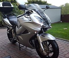 2004 Honda VFR800 - Image 10/10