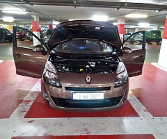 Renault grand scenic