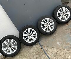 Genuine VW polo alloys