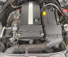 04 Mercedes c 180 kompresor 6 speed manual mint condition - Image 6/8