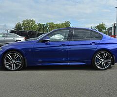 2017 BMW Series 3 - Image 3/10