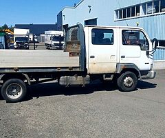 2005 Nissan Cabstar