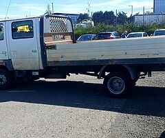 2005 Nissan Cabstar - Image 4/8