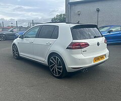 2016 Volkswagen Golf - Image 5/9