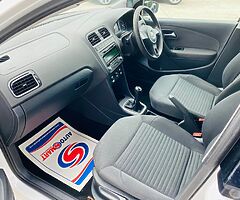 2012 Volkswagen Polo - Image 4/7