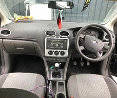 Ford focus LX - Image 9/10