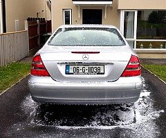 06 Mercedes Benz E200 1.8L - Image 3/10