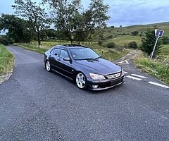 2000 Lexus IS 200