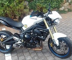Triumph 675 Street Triple. - Image 4/6