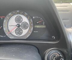 Lexus IS200 - Image 7/9