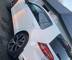 152 1.6 Golf