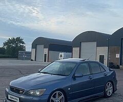 V8 IS200