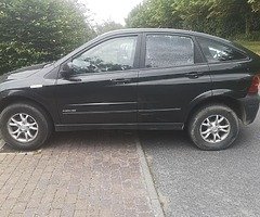 08 Ssangyong Actyon Commercial - Image 4/8