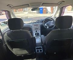 Ford Galaxy 2010 - Image 8/10