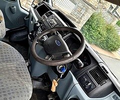 2008 Ford Transit▪︎NEW DOE & TAX - Image 7/8