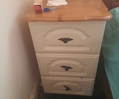 Furniture - Image 4/10