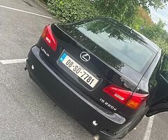 Lexus is220d