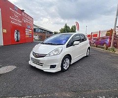 Honda Fit 1.3 Hybrid 3 MOUNTS GUARANTEE