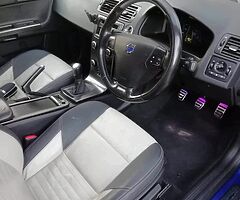 Volvo S40 2.0L - Image 3/9