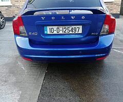 Volvo S40 2.0L - Image 4/9