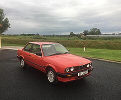 BMW E30