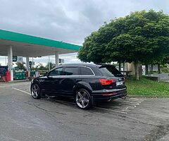 Audi Q7 - Image 3/10