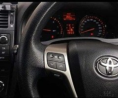 Toyota Avensis in immaculate condition - Image 6/10