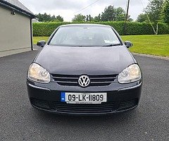2009 VOLKWAGEN GOLF 1.9TDI 5 SPEED MANUAL NCT AND TAXED - Image 8/10