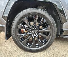 2021 Toyota RAV4 - Image 4/10