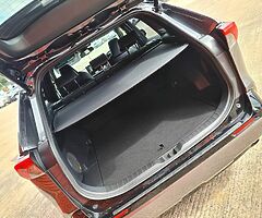 2021 Toyota RAV4 - Image 8/10