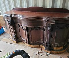 Sideboard in need of restoration  7ft 2 long x 2ft 2 wide  . Ono