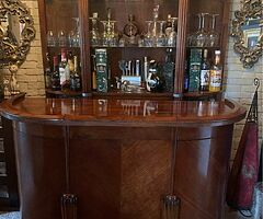 Home bar - Image 3/3