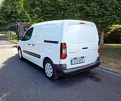 2017 Peugeot Partner 3 seater  - Image 7/10