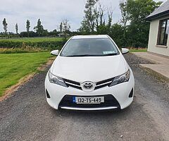 132 Toyota Auris - Image 3/7