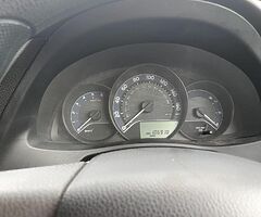 132 Toyota Auris - Image 6/7
